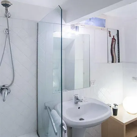 Monti - ゲストハウス ローマ